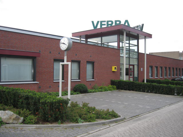 Entrée de l'usine de mangeoires Verba